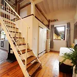 La casa dei Legni Parlanti
